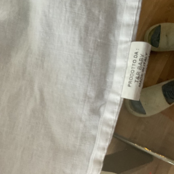 Cotton table runner or make into curtain - Picture 4 of 4